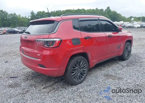 2022 Jeep Compass Limited из США, поврежденный, VIN 3C4NJDCB7NT136109